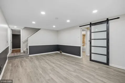 10157 Irwin Road Bloomington MN 55437