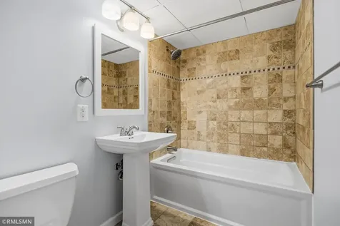 10157 Irwin Road Bloomington MN 55437