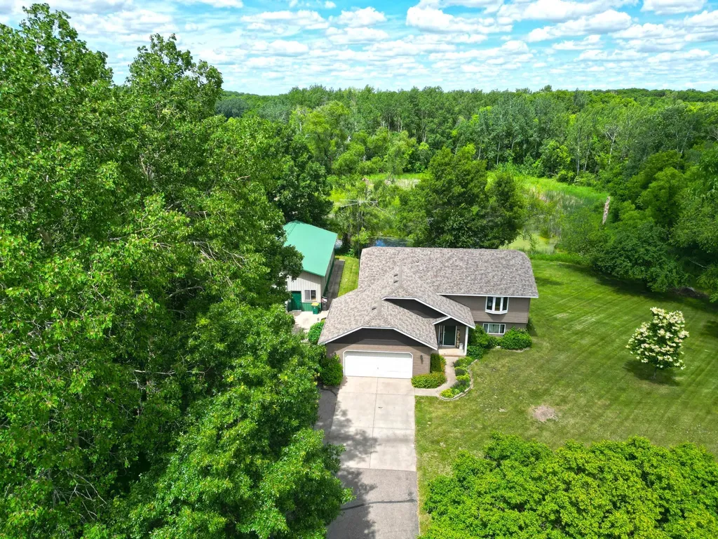 194 Elderberry Road Clearwater MN 55320