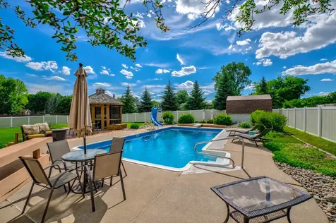 13491 Fairlawn Court Apple Valley MN 55124