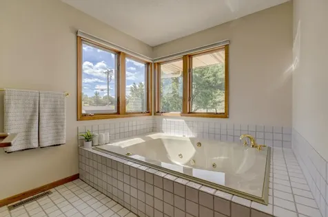 13491 Fairlawn Court Apple Valley MN 55124