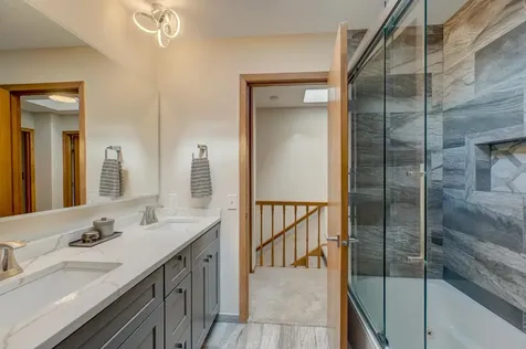 13491 Fairlawn Court Apple Valley MN 55124