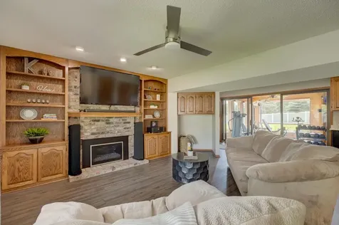 13491 Fairlawn Court Apple Valley MN 55124