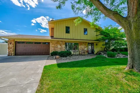 13491 Fairlawn Court Apple Valley MN 55124