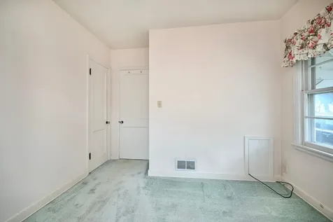 368 W Sarnia Street Winona MN 55987