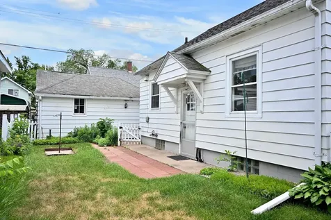 368 W Sarnia Street Winona MN 55987