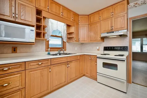 368 W Sarnia Street Winona MN 55987