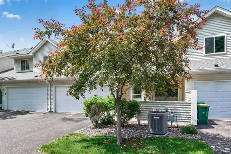 7043 48th Street N Oakdale MN 55128