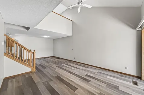 7043 48th Street N Oakdale MN 55128