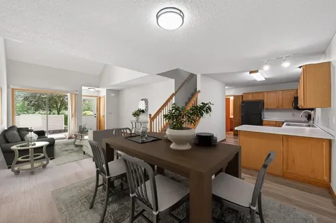 7043 48th Street N Oakdale MN 55128
