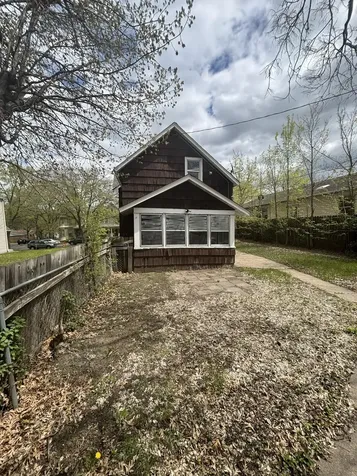 981 Burr Street Saint Paul MN 55130