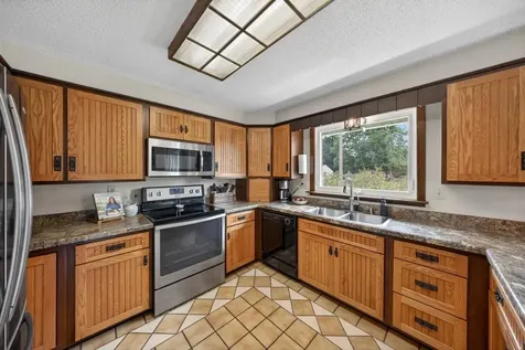 1290 West Avenue Zumbrota MN 55992