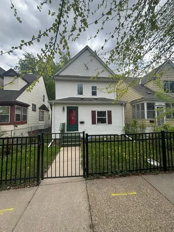 466 Edmund Avenue Saint Paul MN 55103