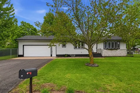 26 4th Avenue SE Saint Joseph MN 56374