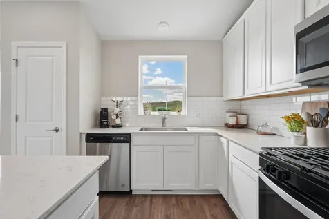 1515 Raymond Drive Waconia MN 55387