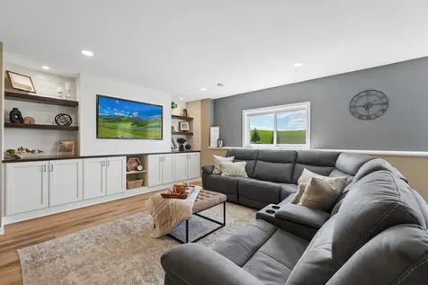1515 Raymond Drive Waconia MN 55387