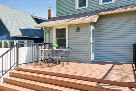 1249 6th Street E Saint Paul MN 55106