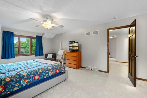 17030 30th Avenue N Plymouth MN 55447
