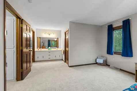 17030 30th Avenue N Plymouth MN 55447
