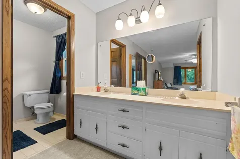 17030 30th Avenue N Plymouth MN 55447