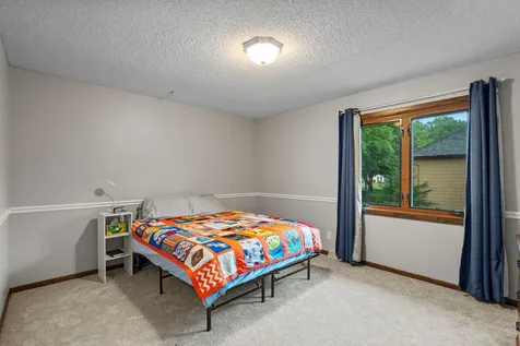 17030 30th Avenue N Plymouth MN 55447