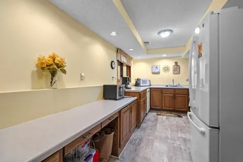 17030 30th Avenue N Plymouth MN 55447
