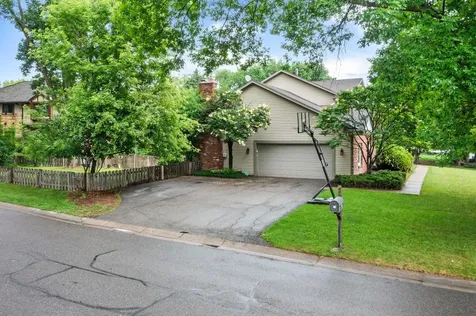 17030 30th Avenue N Plymouth MN 55447