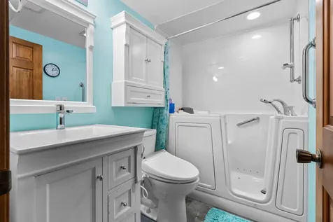 17030 30th Avenue N Plymouth MN 55447