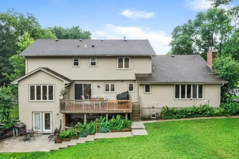 17030 30th Avenue N Plymouth MN 55447