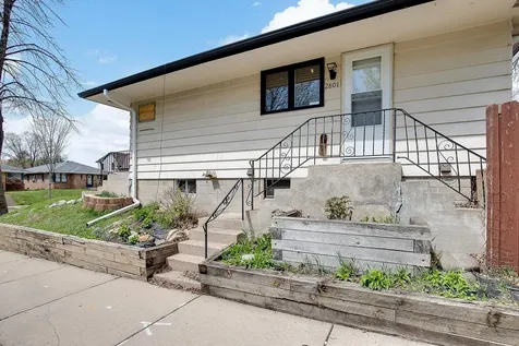 2801 Lincoln Street NE Minneapolis MN 55418