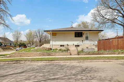 2801 Lincoln Street NE Minneapolis MN 55418