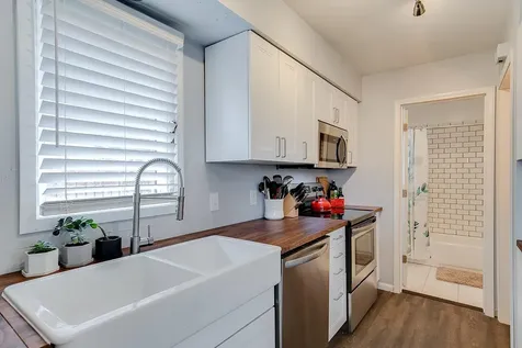 2801 Lincoln Street NE Minneapolis MN 55418