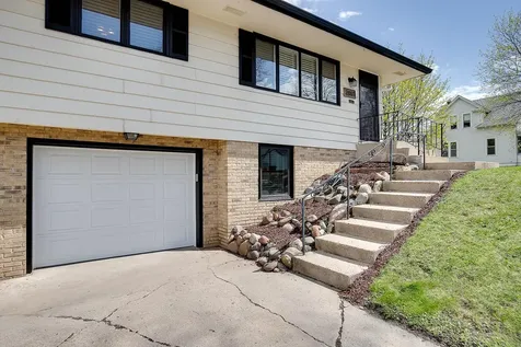2801 Lincoln Street NE Minneapolis MN 55418