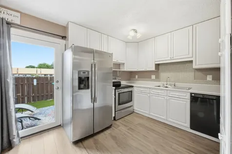 342 12 1/2 Avenue E West Fargo ND 58078