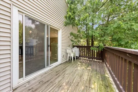 4836 Grenwich Trail N Oakdale MN 55128