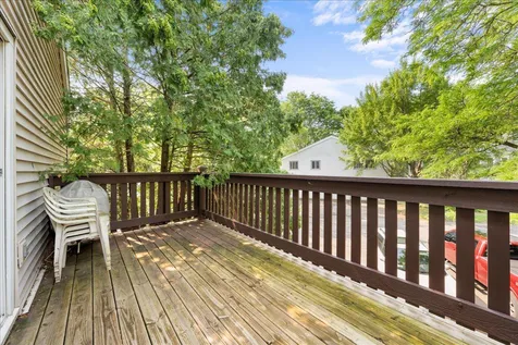 4836 Grenwich Trail N Oakdale MN 55128