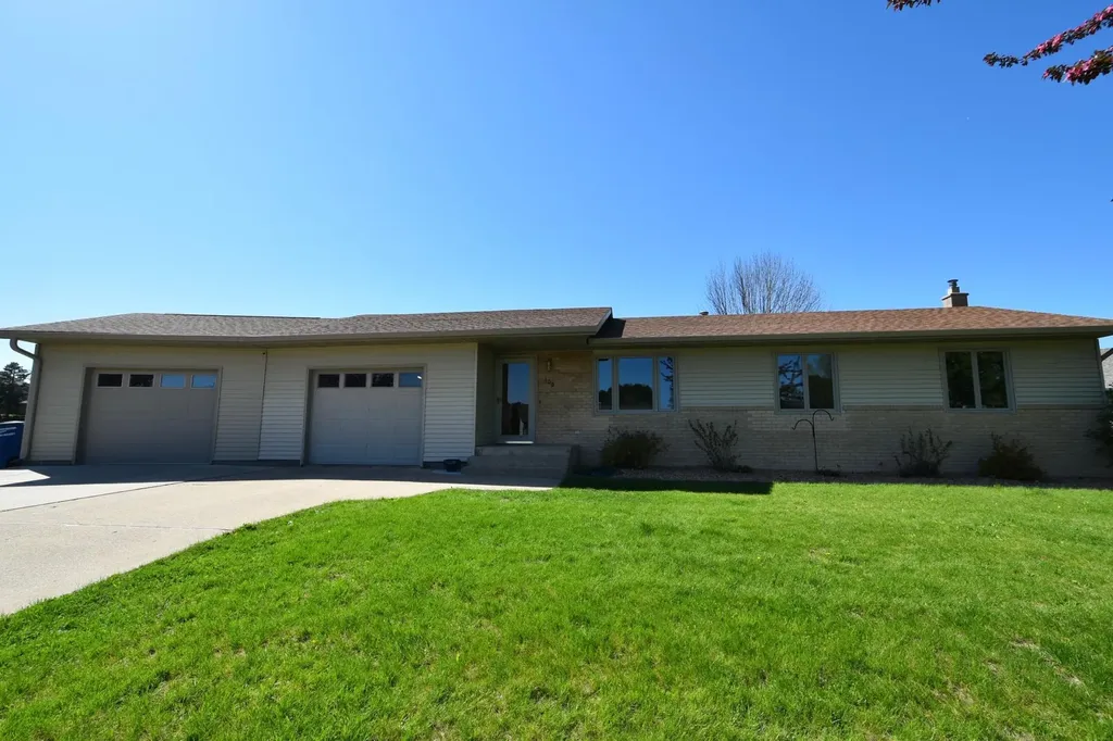 109 Brenda Lane Goodhue MN 55027