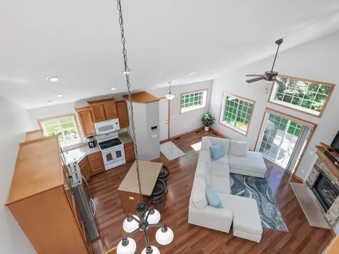 1557 Fox Hunt Way Victoria MN 55386