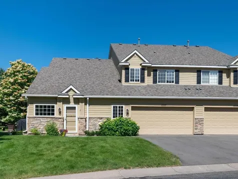 1557 Fox Hunt Way Victoria MN 55386