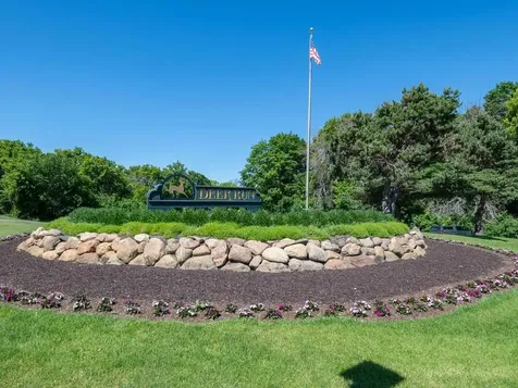 1557 Fox Hunt Way Victoria MN 55386