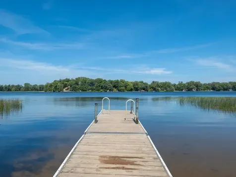 1557 Fox Hunt Way Victoria MN 55386