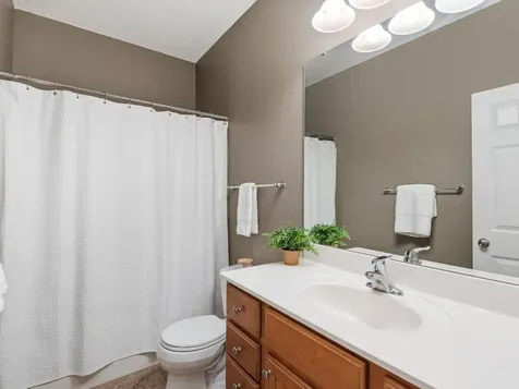 1557 Fox Hunt Way Victoria MN 55386