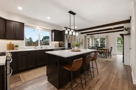 952 Logan Lane South Saint Paul MN 55075