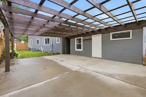 952 Logan Lane South Saint Paul MN 55075