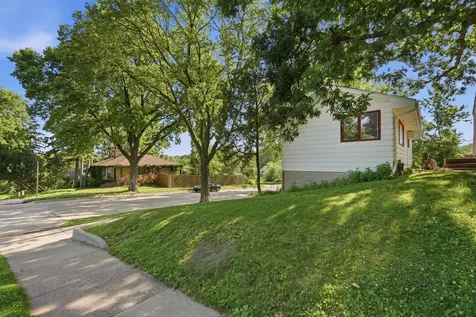 3159 Fillmore Street NE Minneapolis MN 55418