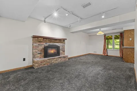 18420 29th Avenue N Plymouth MN 55447