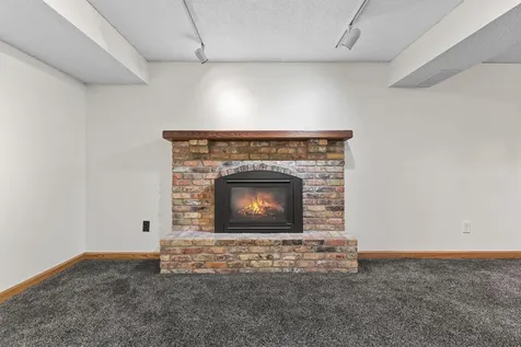 18420 29th Avenue N Plymouth MN 55447