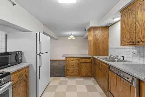 18420 29th Avenue N Plymouth MN 55447