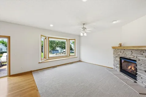 1364 Pond Circle Waconia MN 55387