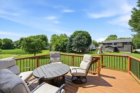 1364 Pond Circle Waconia MN 55387